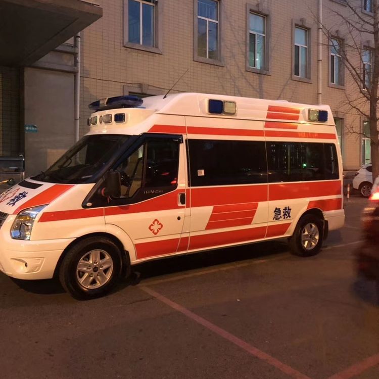 积石山夜间租赁救护车护送病人转院：安全转运的 8 大核心注意事项